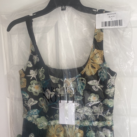 Current season NWT Marchesa Black Tulle Embroidered Floral Tea Length Gown. - Picture 13 of 13
